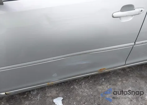 2003 Toyota Camry Le V6 from USA, damaged, VIN 4T1BF32K93U542679